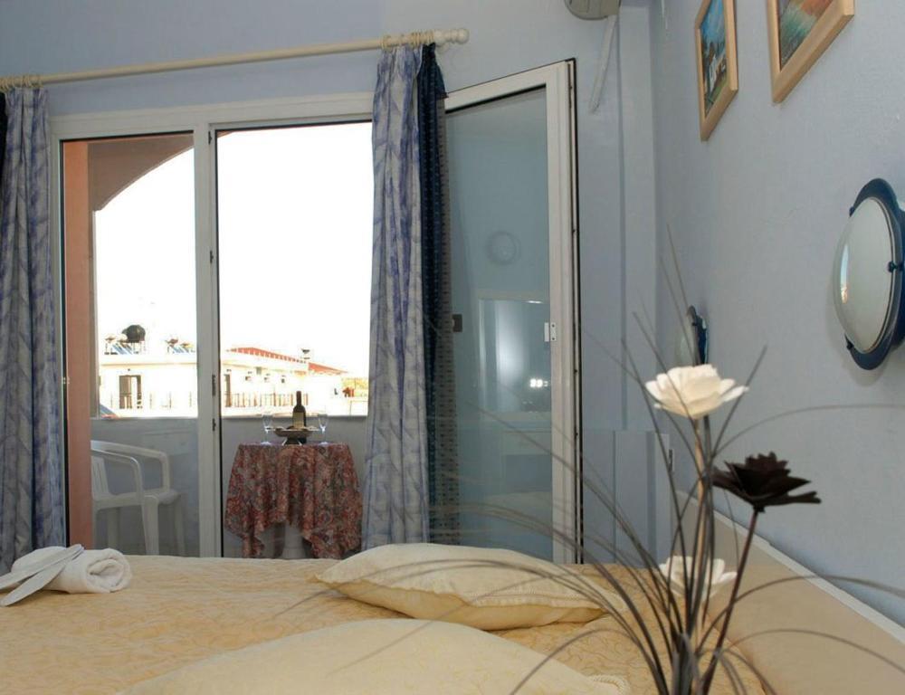 Oasis Aparthotel Paralia Katerinis Room photo