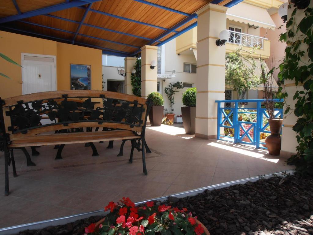 Oasis Aparthotel Paralia Katerinis Exterior photo